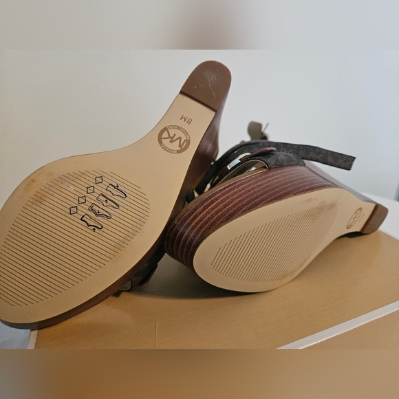 Michael Kors wedges - Picture 5 of 7